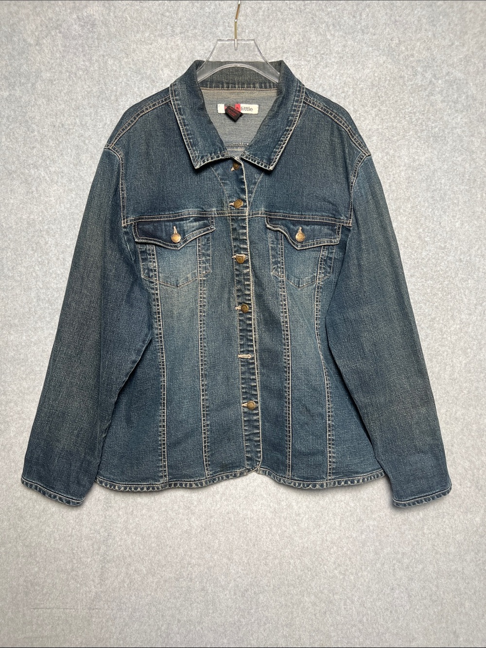 Live A Little Women’s Denim Jacket Stretch Blue Jean Trucker Western Size L